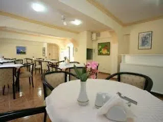 Tur Inn Kuşadası Hotel